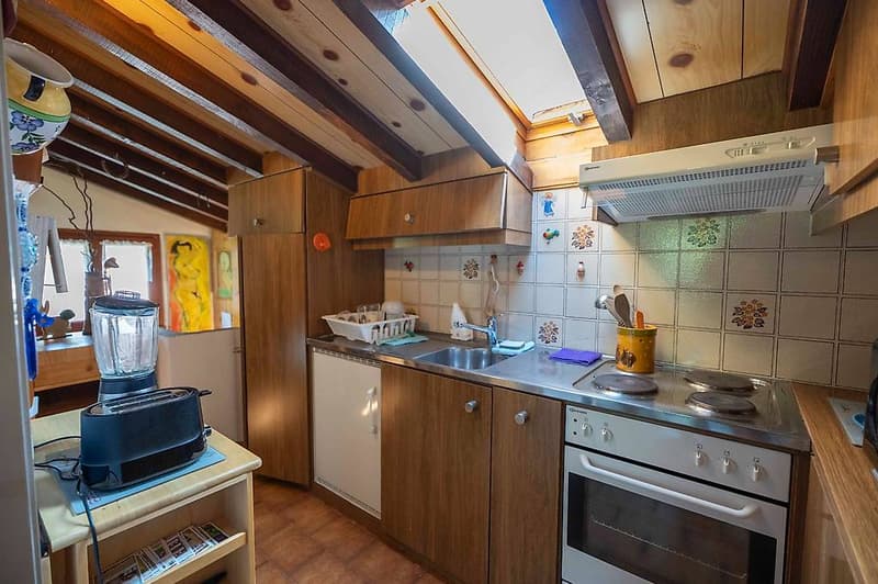 Bella casa a Mugena, nel Malcantone, con rustico adiacente (4)