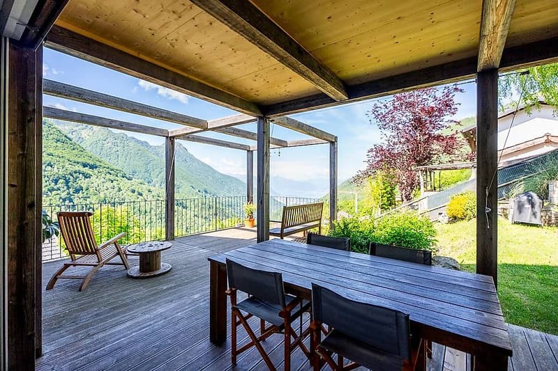 Vendiamo splendida villa design con vista spettacolare (6)