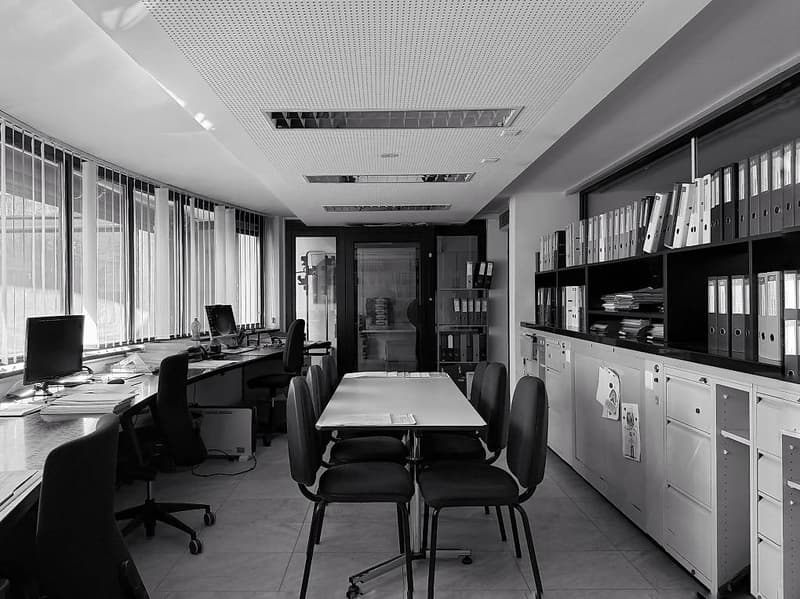 Postazioni coworking e spazi di lavoro flessibili (3)