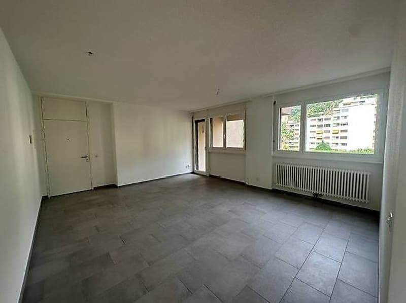 Affittiamo appartamento 2.5 locali nel Quartiere Sagittario (1)