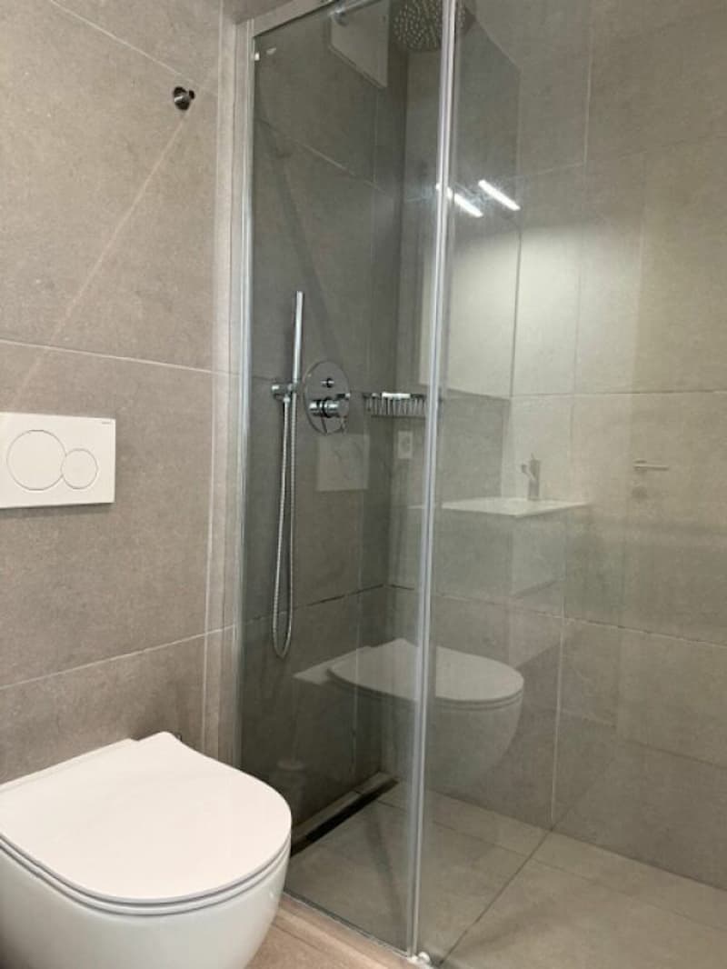 Vendiamo moderno e luminoso 3.5 locali ad Ascona (11)