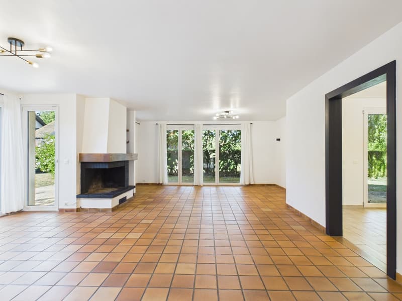 Belle villa individuelle avec grand jardin (3)