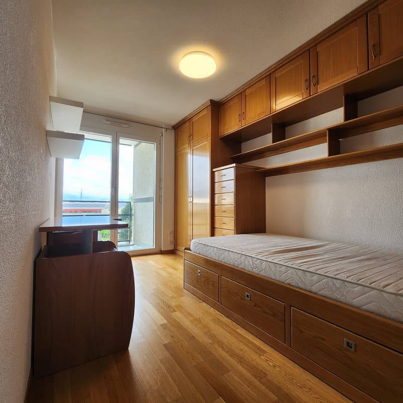 Appartement de 4,5 pièces traversant avec deux balcons (6)