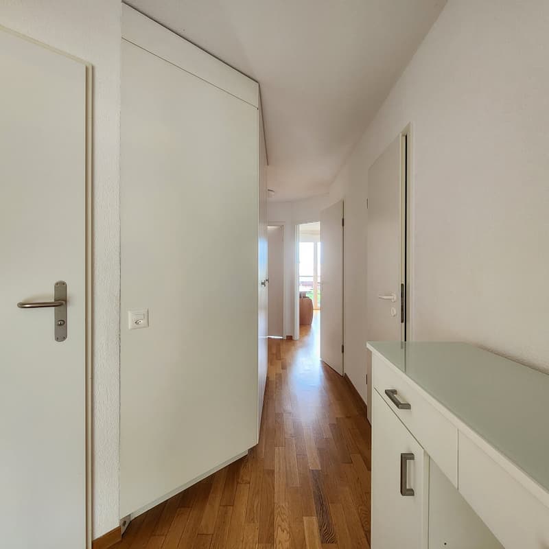 Appartement de 4,5 pièces traversant avec deux balcons (2)