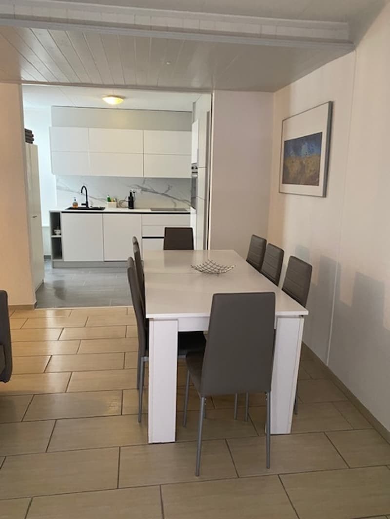 Charmant 2.5 pièces avec balcon et vue à Montreux-Territet (3)