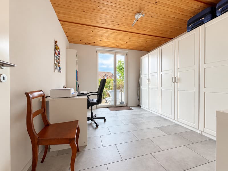 Appartement de 3,5 pièces au 1er étage avec grand balcon (5)