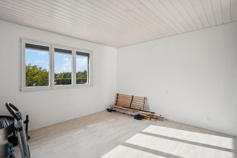 Jolie maison mitoyenne avec terrasse et jardin privatif (7)