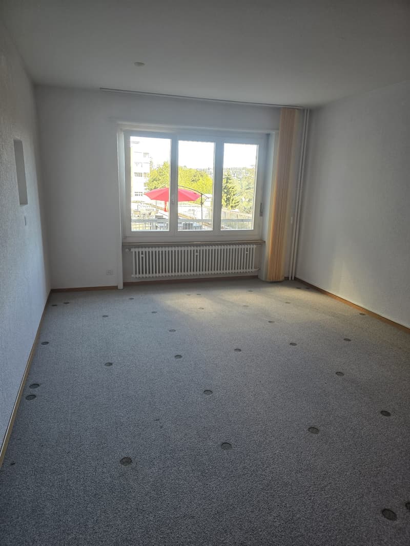 Grand bureau de 109.43m2 à louer (5)