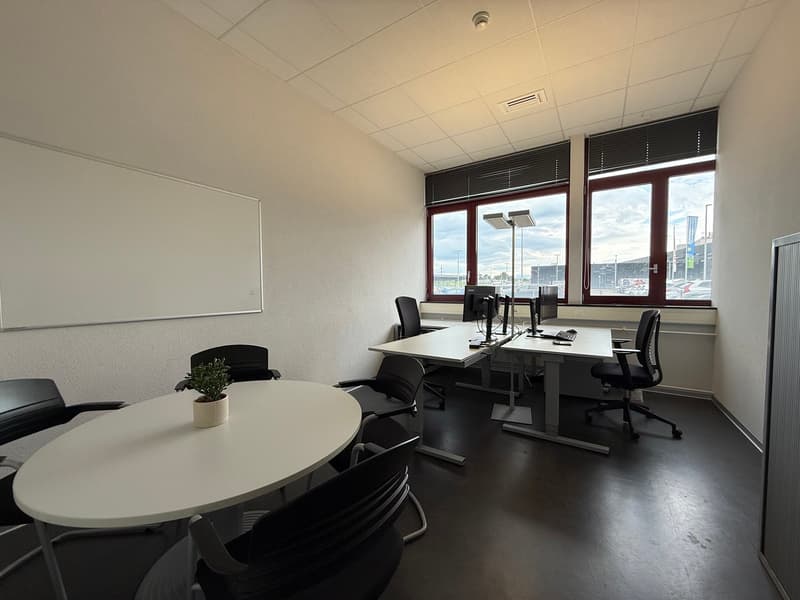 Bureaux spacieux de 526 m² à Marin – Accessibles et bien desservis (7)