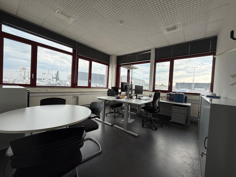 Bureaux spacieux de 526 m² à Marin – Accessibles et bien desservis (5)
