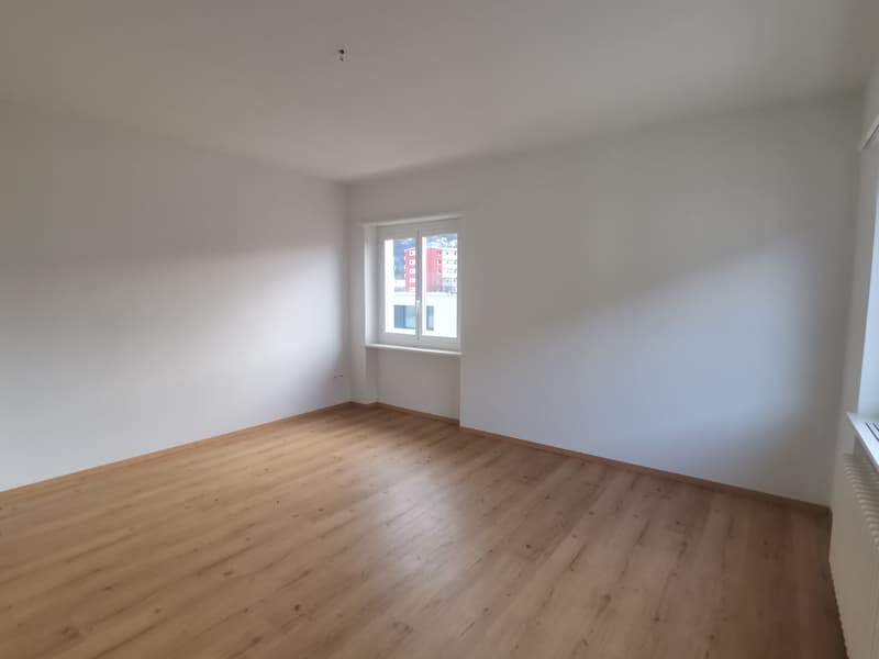 Bellinzona - ampio 4.5 locali (ref. 271-10) (2)