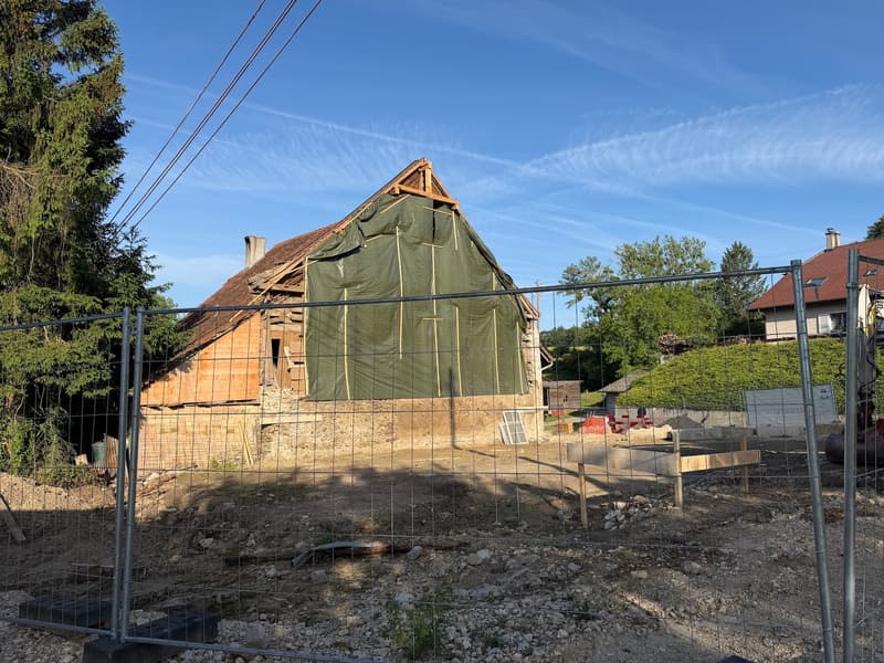 Le chantier a débuté ! Construction de 3 appartements de 4.5 et 5.5 pièces. Dès CHF 795'000.--. (3)