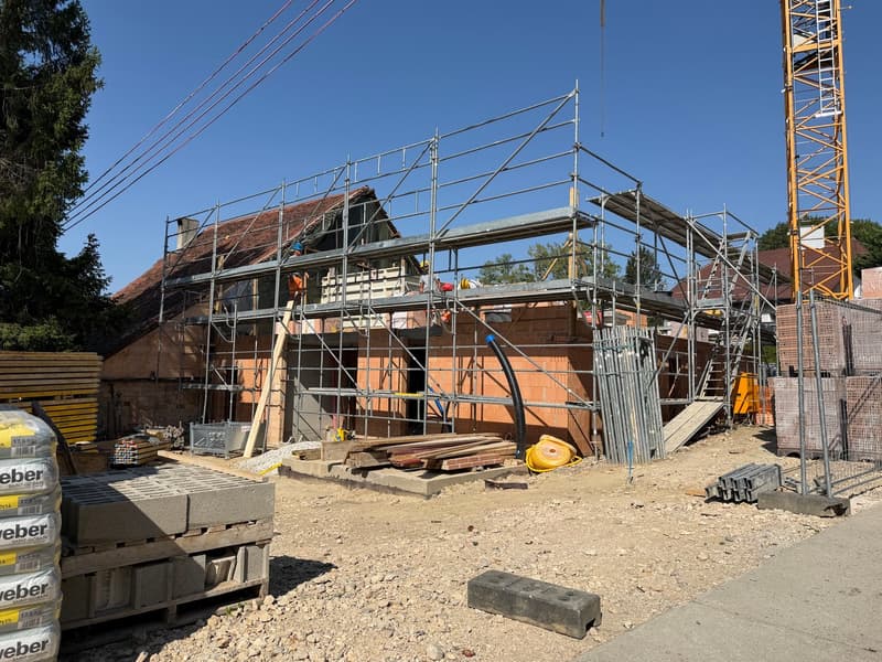 Le chantier avance ! Livraison pour le début de l'été 2027. Encore 2 disponibles. Dès CHF 795'000.-- (3)