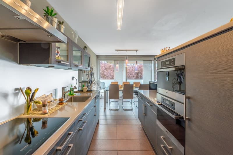 Bel appartement de 4.5 pièces avec grand balcon à deux pas du centre-ville, Rue Saint-Georges (6)