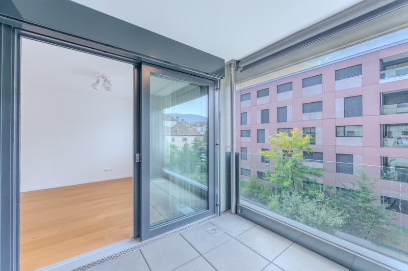 Appartement 3.5 pièces comme neuf avec loggia à Orbe (12)