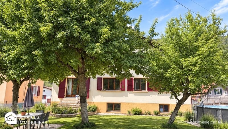 Maison familiale 6 chambres avec jardin au coeur du Grand Chasseral (1)