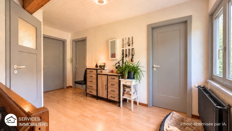 Maison familiale 6 chambres avec jardin au coeur du Grand Chasseral (13)