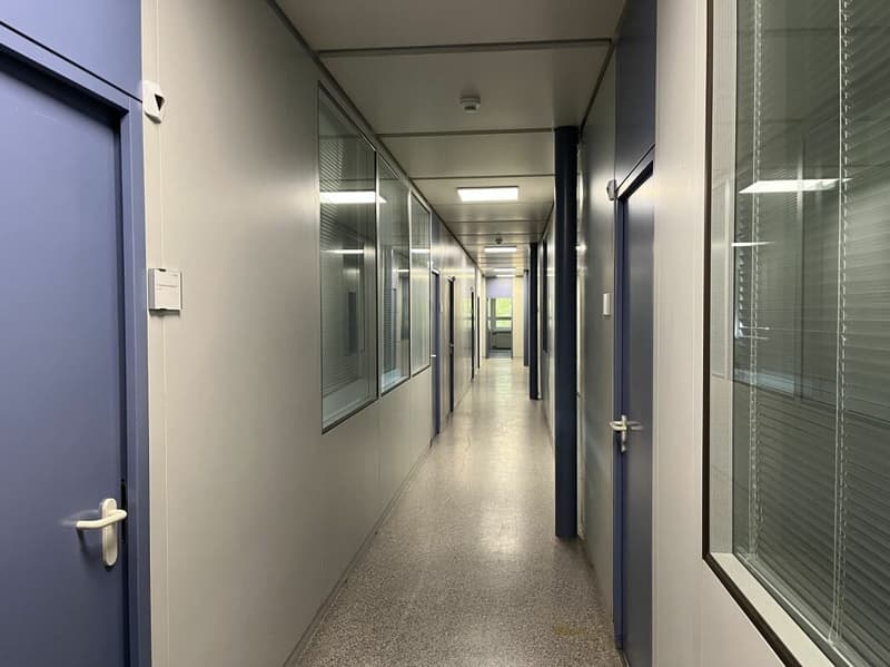 Bureaux centralement situés à Ittigen (3)