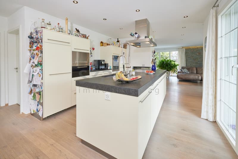 Freistehendes 5½- bis 6½-Zimmer-Landhaus in Uttigen (10)