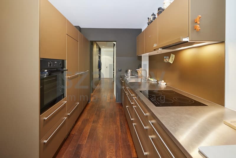 Dreifamilienhaus mit Charme in alterwürdigem Gemäuer (10)