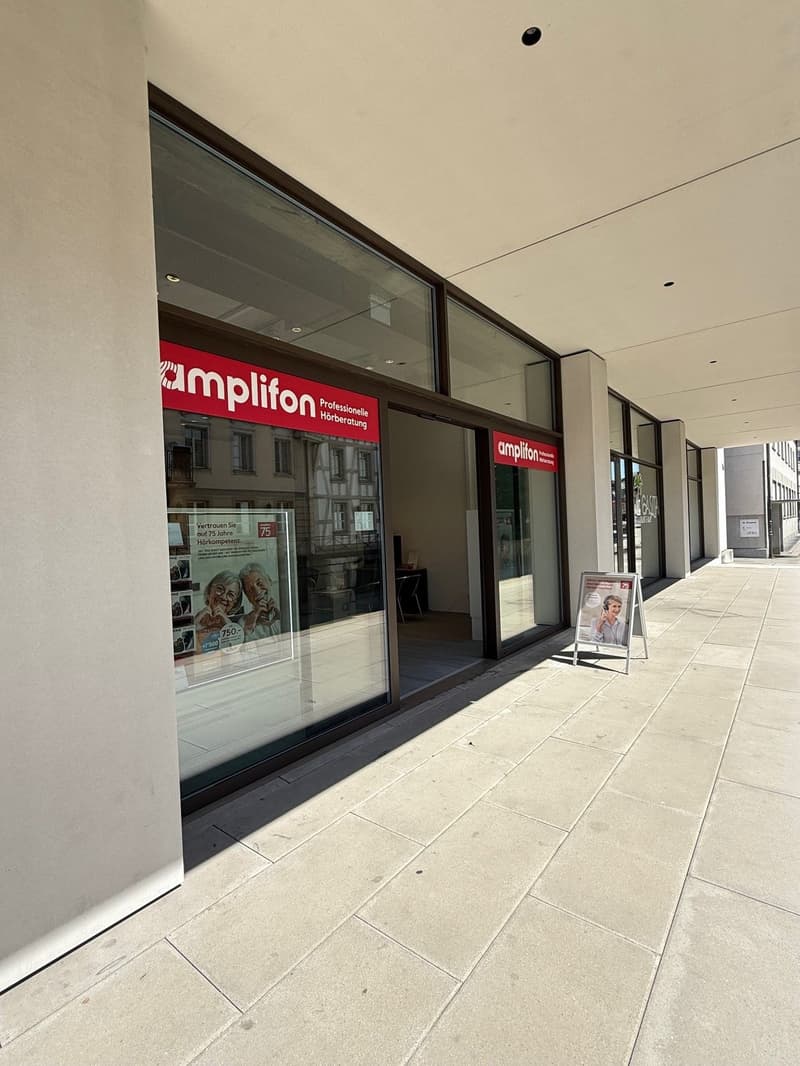 Modern commercial space on Bahnhofstrasse in Langenthal (2)