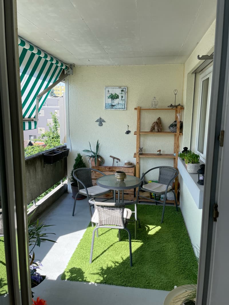 Moderne 2.5-Zimmer-Wohnung an der Fliederstrasse in Zofingen (12)