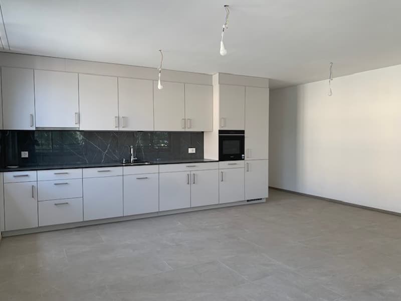 Neubauwohnung 3.5-Zimmer direkt beim Bahnhof (4)