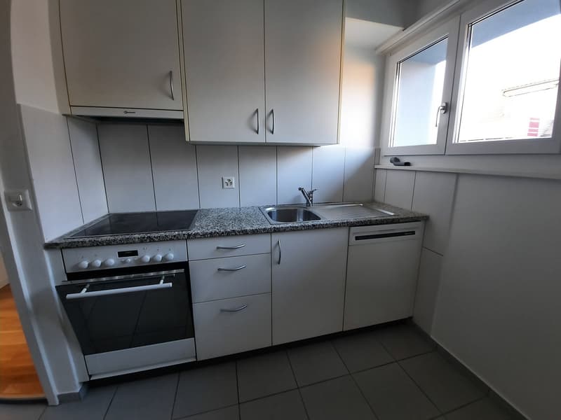 Schöne und helle 4,5 Zimmerwohnung (7)