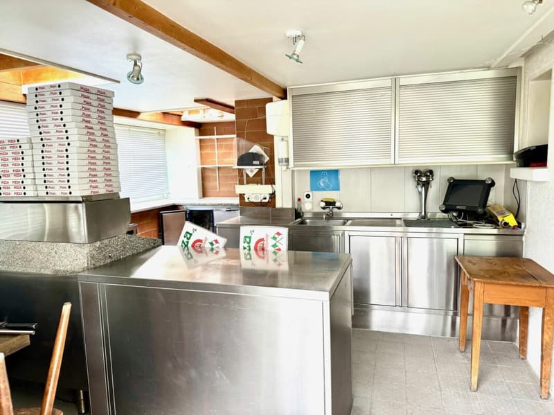 Restaurant & Pzzeria zu Vermieten (12)