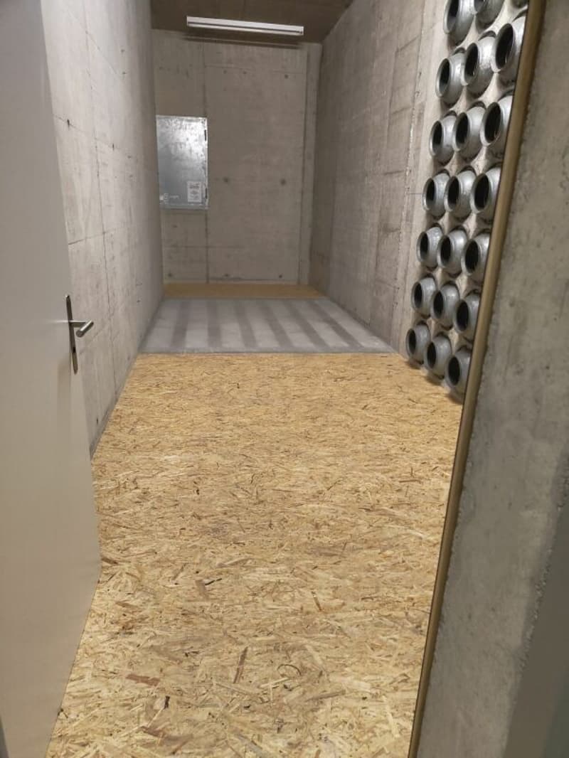 Lagerräume in verschiedenen Grössen (3m², 15m², 31m²) (9)