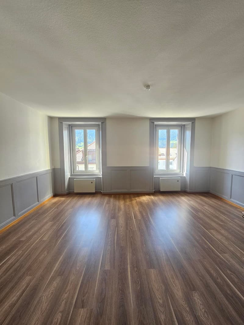 Spacieux appartement de 4 pièces au centre de Fleurier (4)