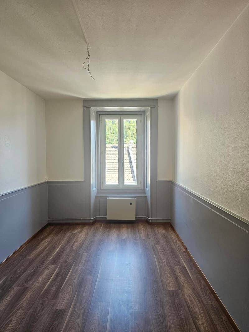 Spacieux appartement de 4 pièces au centre de Fleurier (5)