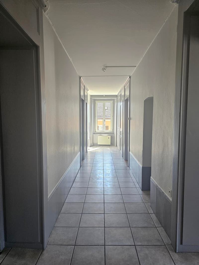 Spacieux appartement de 4 pièces au centre de Fleurier (6)