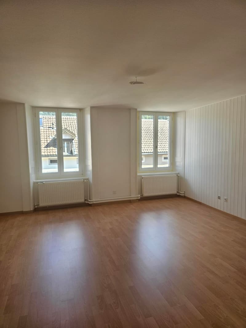 Appartement de 3 pièces en cours de rénovation à Fleurier (2)