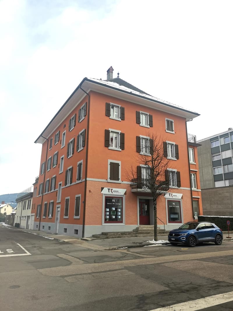 Appartement de 6 pièces au centre du village de Fleurier (15)