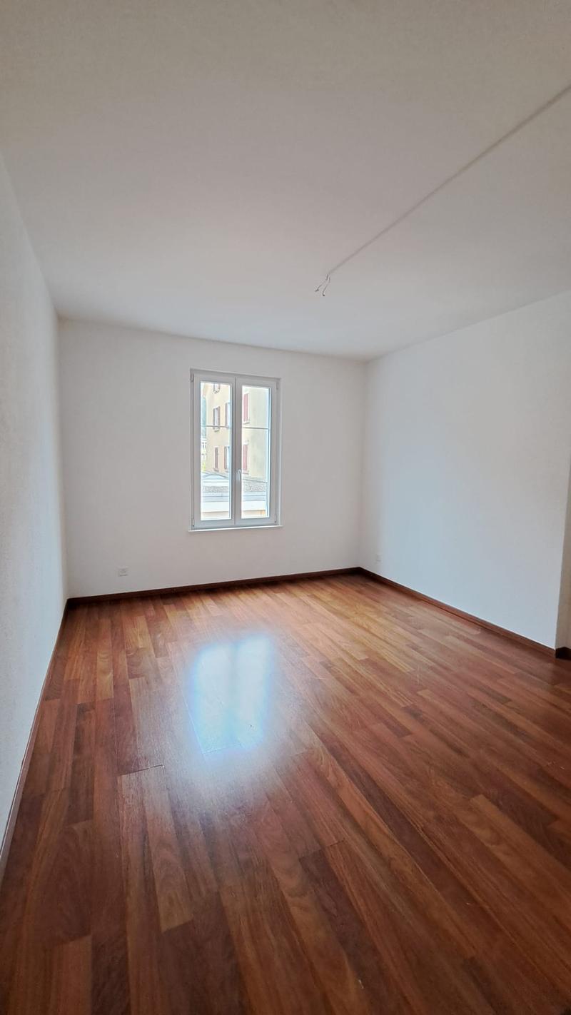 Appartement de 6 pièces au centre du village de Fleurier (11)