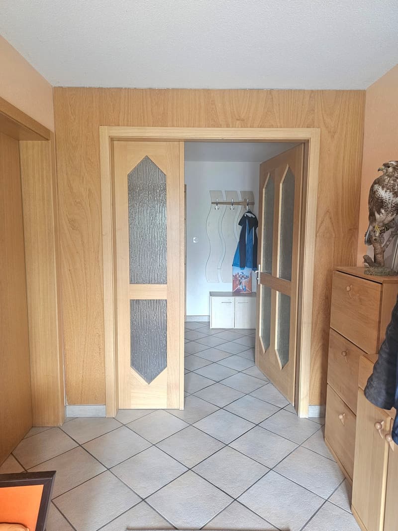 Entre nature et confort : belle maison de 200 m² à Couvet (9)