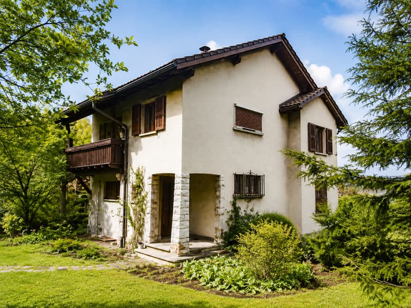 Einfamilienhaus in Oberwil - die Gelegenheit! (1)