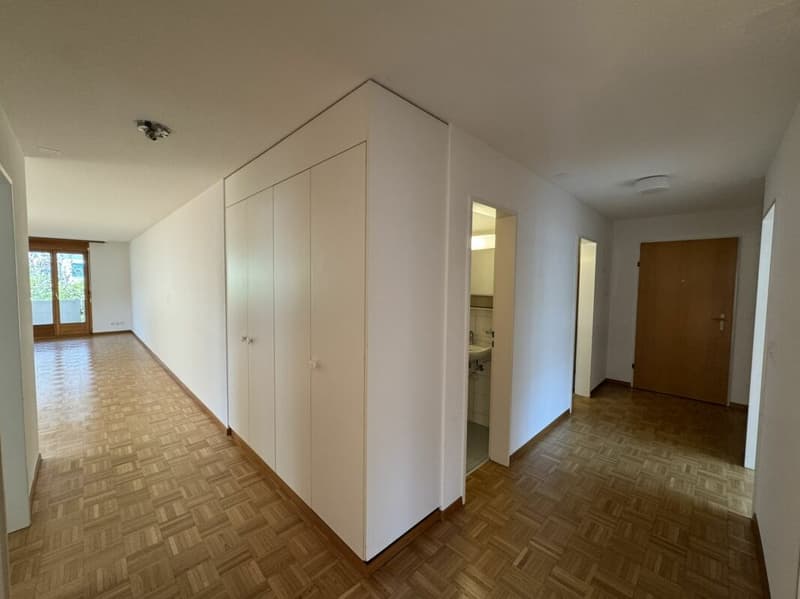 Wohnen mit Charme - 4.5-Zi. Wohnung mit Cheminée (2)