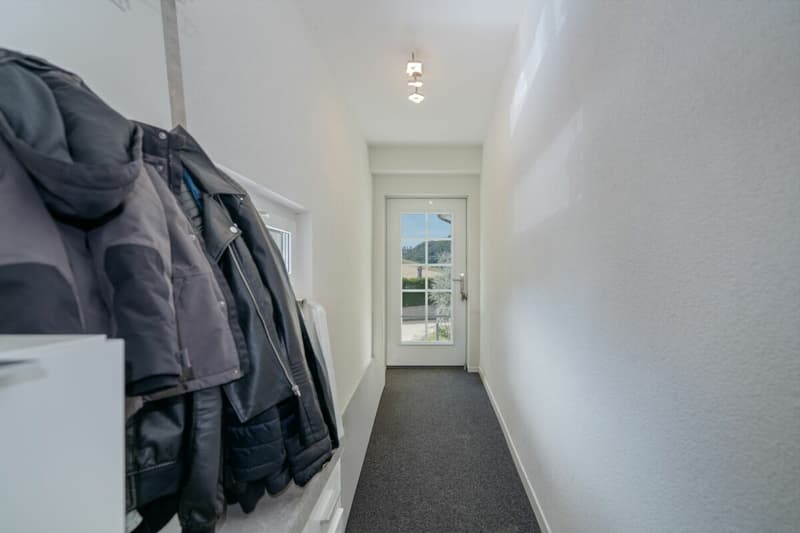 Charmante 4.5-Zi. WHG mit Weitsicht und hochwertigem Ausbaustandard (13)