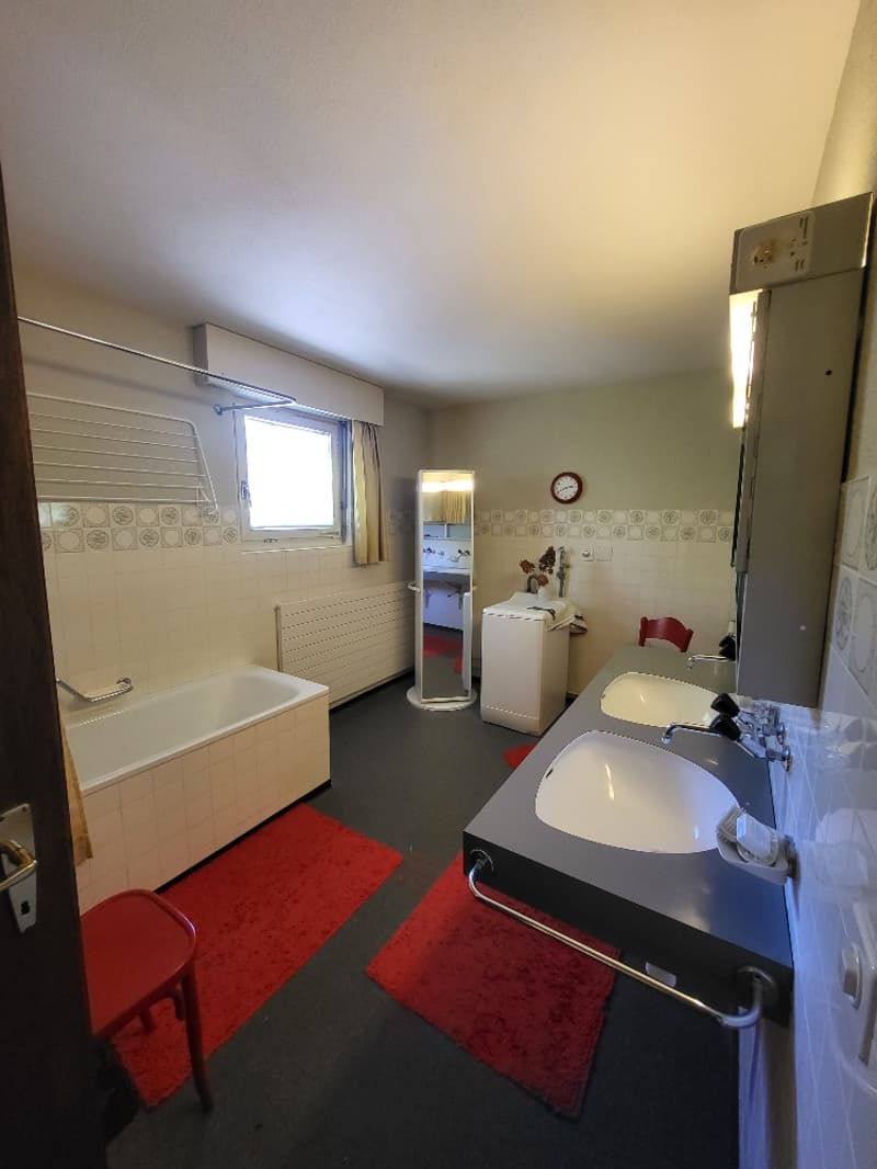 Sehr schönes Ein- oder Zweifamilienhaus in idyllischer Lage im Ottenleuenbad mit Bergsicht (24)