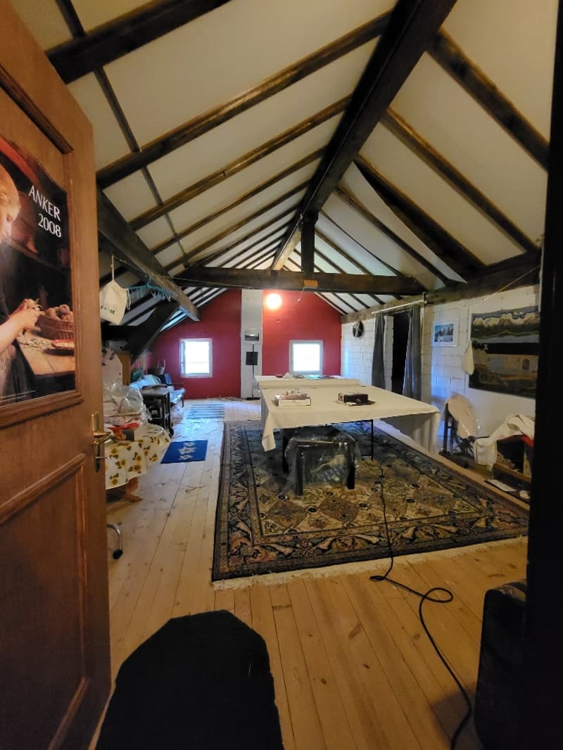 Sehr schönes Ein- oder Zweifamilienhaus in idyllischer Lage im Ottenleuenbad mit Bergsicht (19)
