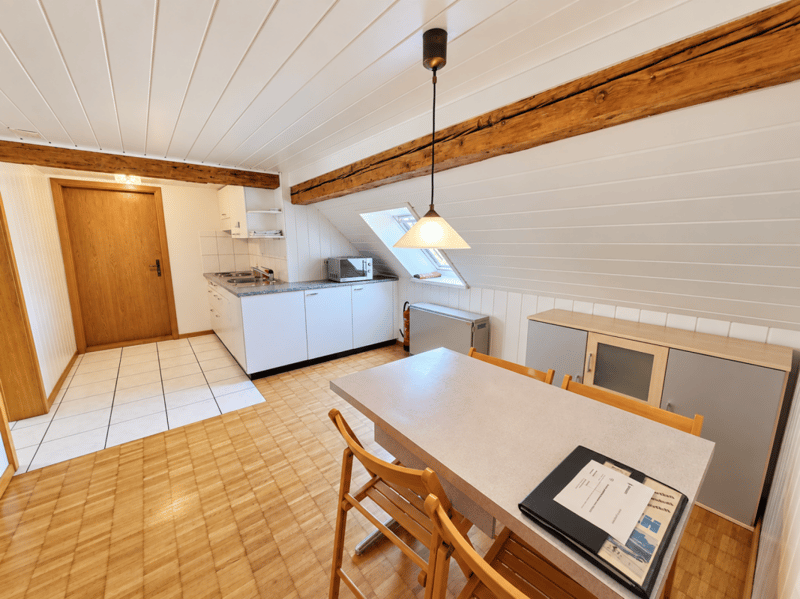 DG: 2.5-Zimmer-Wohnung Küche