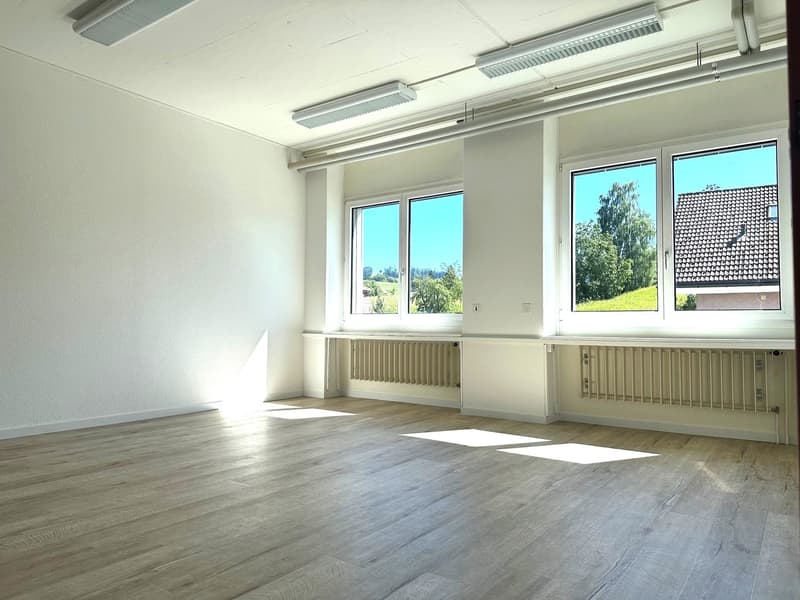 2 helle, attraktive Einzelräume à 30m2 und 35m2  – sofort bezugsbereit (4)