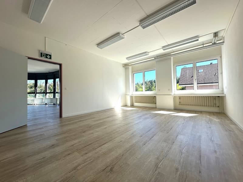 2 helle, attraktive Einzelräume à 30m2 und 35m2  – sofort bezugsbereit (2)