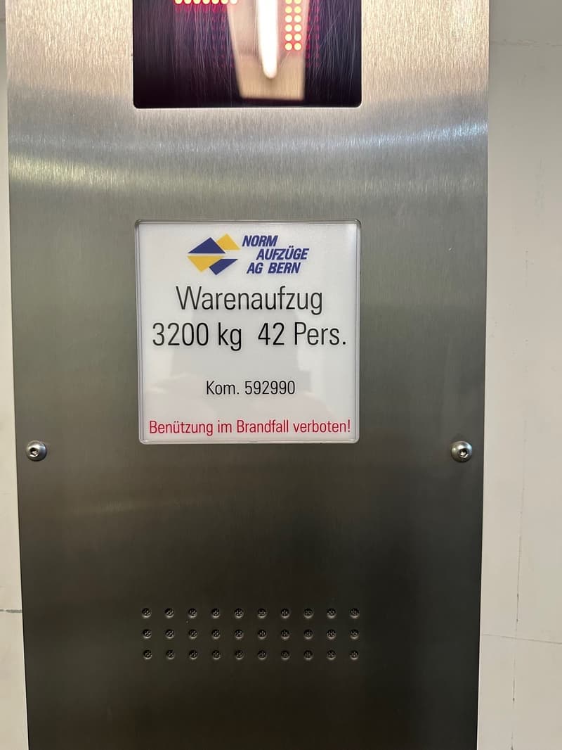 2 helle, attraktive Einzelräume à 30m2 und 35m2 – sofort bezugsbereit (7)