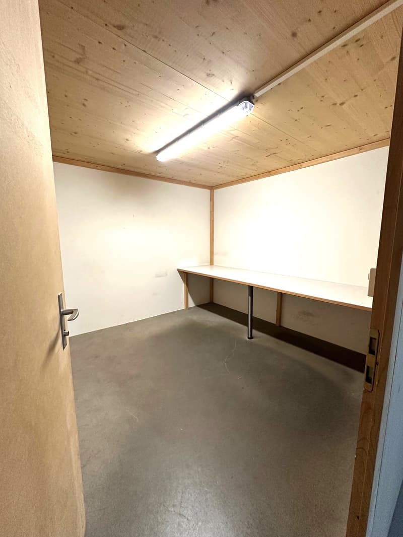 Letzte Bürofläche 164 m² mit 140m2 Lager und vielen EHP verfügbar (8)