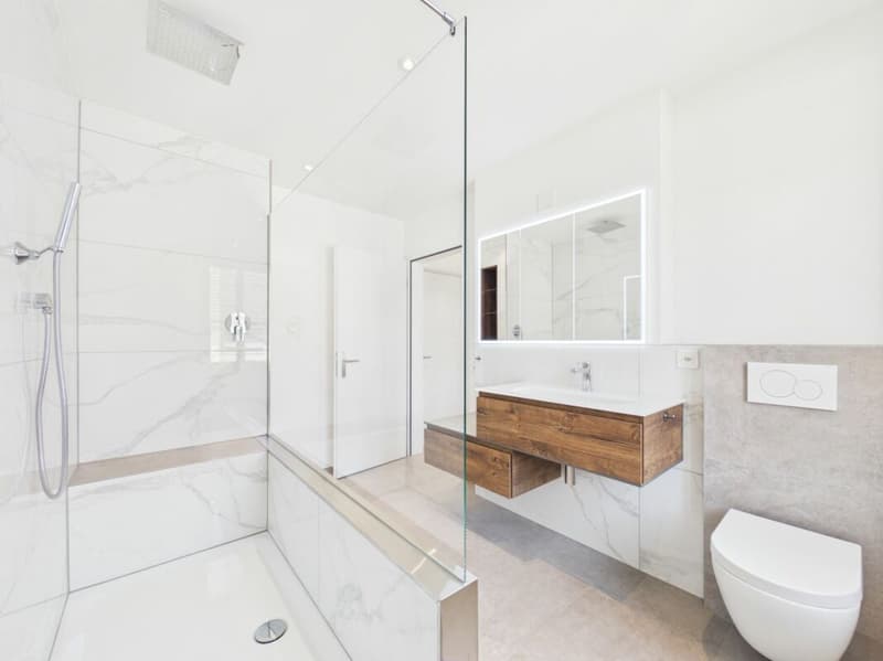 Badezimmer mit XXL Regendusche