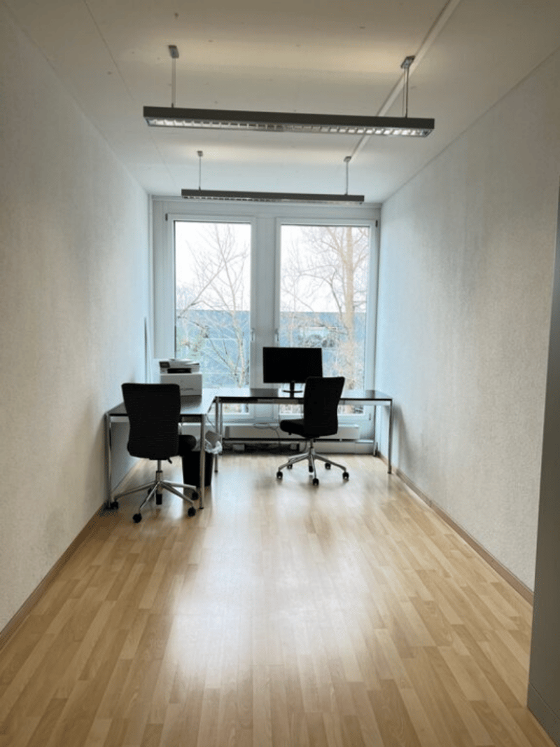 Einzelbüro in idealer Lage in Zug - Perfekt für Ihr Unternehmen (3)