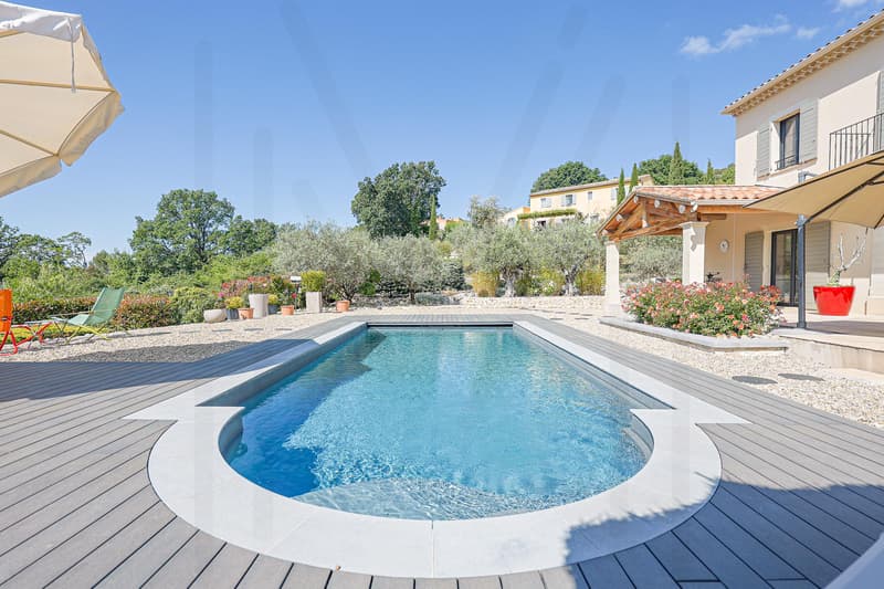 Une propriété d'exception à Saint-Saturnin-Lès-Apt (11)